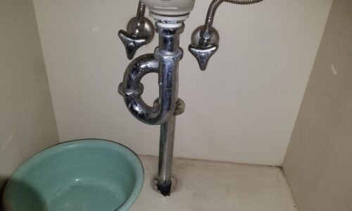 洗面排水管水漏れ