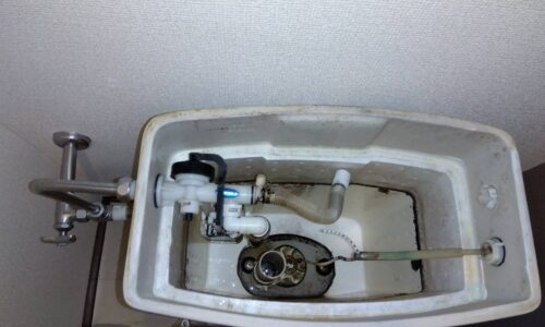 菊川市赤土　トイレで水の音がする！