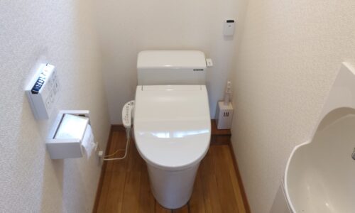 静岡市葵区トイレの交換工事
