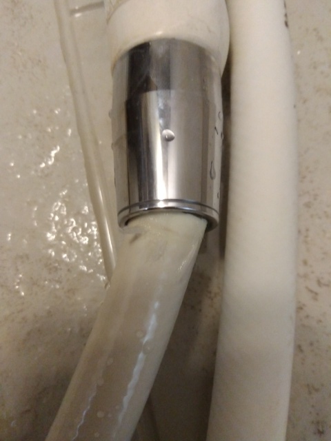 浴室水栓シャワーヘッド水漏れ